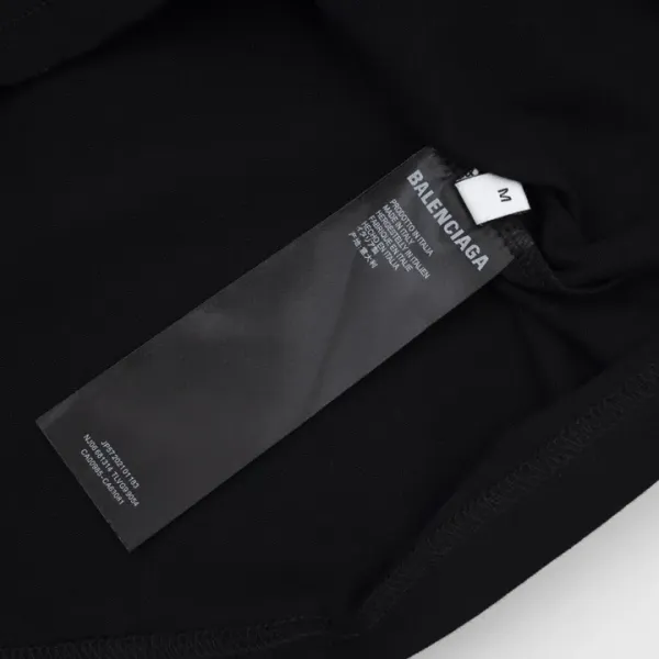 【2026】【BALENCIAGA  公式旗艦店】 バレンシアガ    Tシャツご好評に付き再入荷！