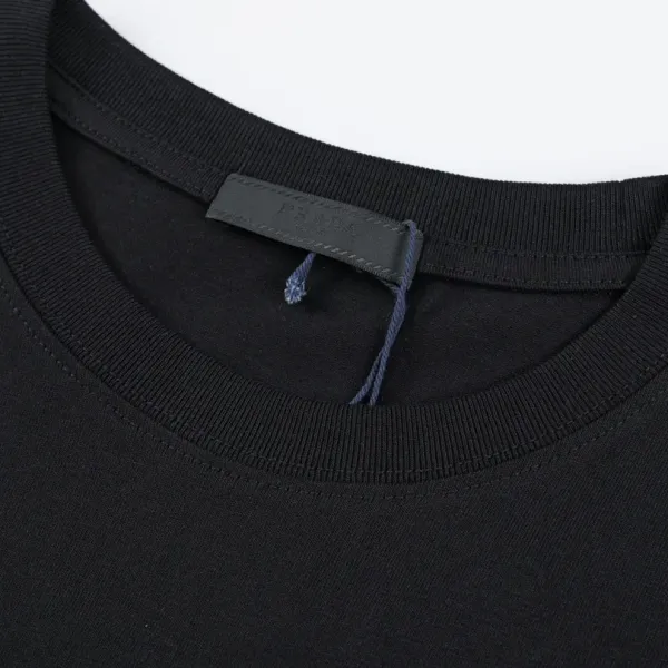 【2026】【PRADA  公式旗艦店】プラダ   Tシャツご好評に付き再入荷！