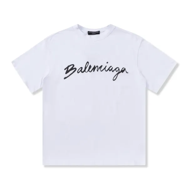 【2026】【 BALENCIAGA  公式旗艦店】バレンシアガ   Tシャツご好評に付き再入荷！