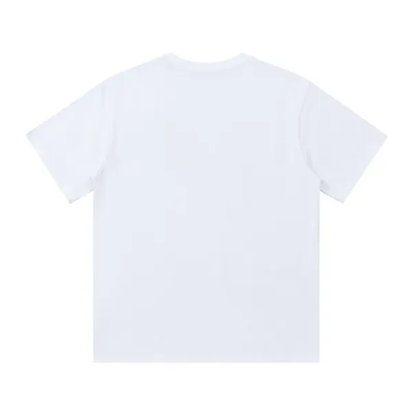 【2026】【FENDI  公式旗艦店】フェンディ   Tシャツご好評に付き再入荷！