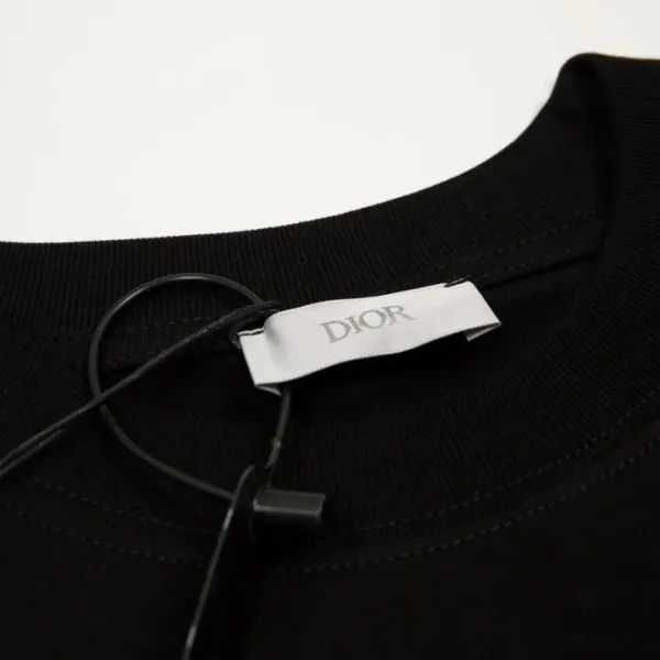 【2026】【DIOR 公式旗艦店】 ディオール    Tシャツご好評に付き再入荷！