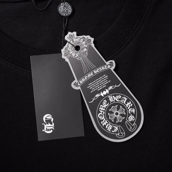 【2026】【CHROME HEARTS  公式旗艦店】クロムハーツ    Tシャツご好評に付き再入荷！