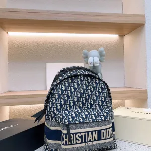【2026】【DIOR  公式 旗艦店】ディオール  リュックサック   当日出荷 好評に付き再入荷！32*13*41CM