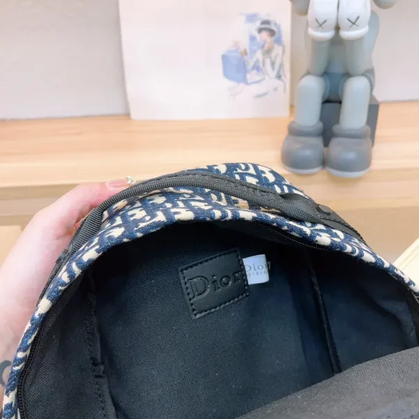 【2026】【DIOR  公式 旗艦店】ディオール  リュックサック   当日出荷 好評に付き再入荷！32*13*41CM