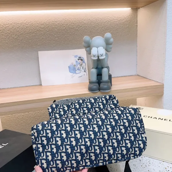 【2026】【DIOR  公式 旗艦店】ディオール  リュックサック   当日出荷 好評に付き再入荷！32*13*41CM