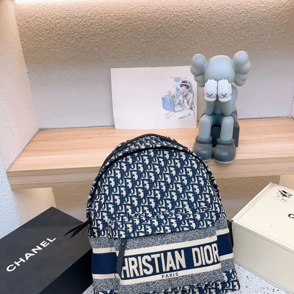 【2026】【DIOR  公式 旗艦店】ディオール  リュックサック   当日出荷 好評に付き再入荷！32*13*41CM