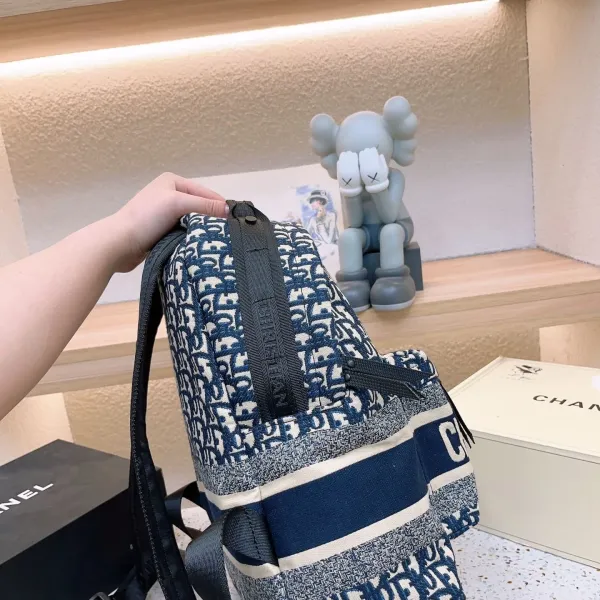 【2026】【DIOR  公式 旗艦店】ディオール  リュックサック   当日出荷 好評に付き再入荷！32*13*41CM