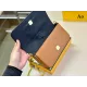 【2026】【FENDI 公式 旗艦店】 フェンディ  ショルダーバッグ  当日出荷 好評に付き再入荷！21*13CM
