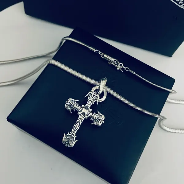 【2026】【CHROME HEARTS】クロムハーツ、新しいネックレス万能シンプルファッションオーナメント