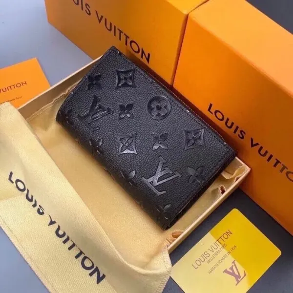 【2026】【 LOUIS VUITTON公式 旗艦店】ルイヴィトン   財布   当日出荷 好評に付き再入荷！13.5*9.5*3.5CM