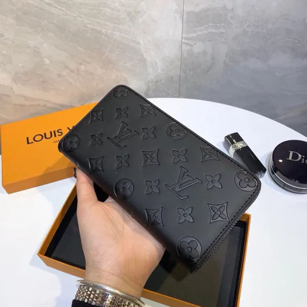 【2026】【 LOUIS VUITTON公式 旗艦店】ルイヴィトン   クラッチバッグ   当日出荷 好評に付き再入荷！21*11CM