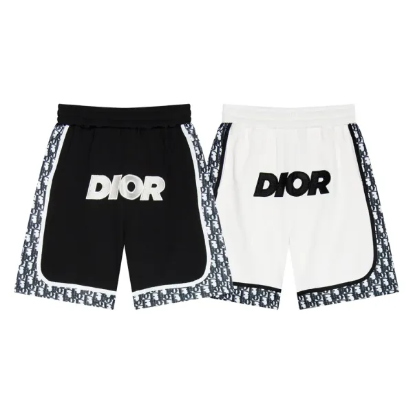 【2026】【DIOR  公式旗艦店】 ディオール   ショートパンツ  ご好評に付き再入荷！