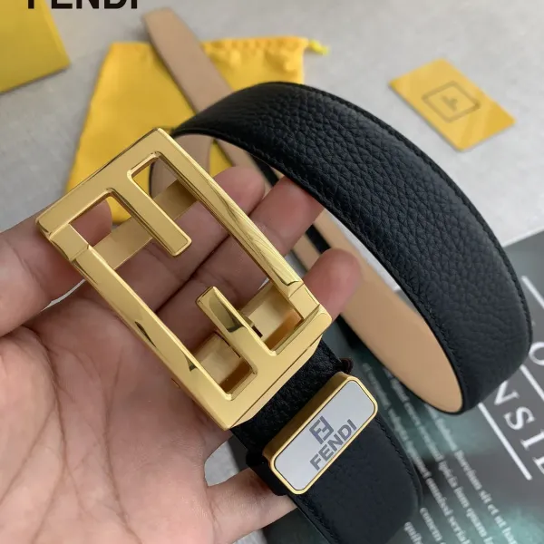 【2026】【FENDI】(フェンディ) 3.5cm   ベルト メンズ