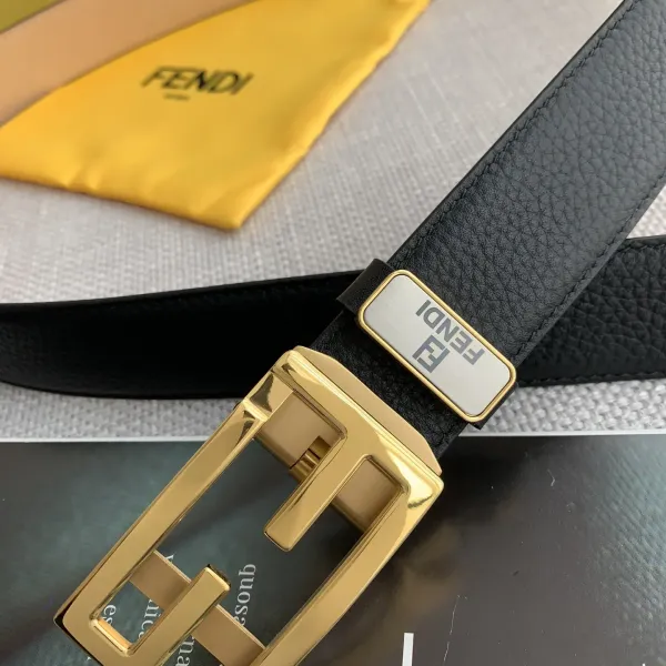 【2026】【FENDI】(フェンディ) 3.5cm   ベルト メンズ