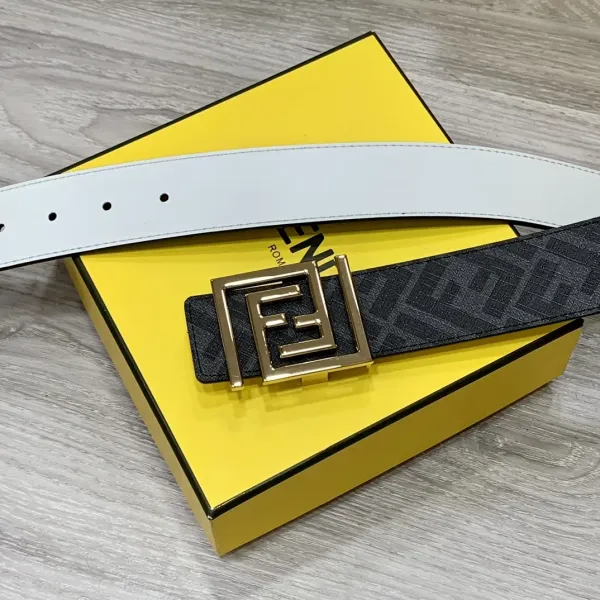【2026】【FENDI】(フェンディ) 3.5cm   ベルト メンズ