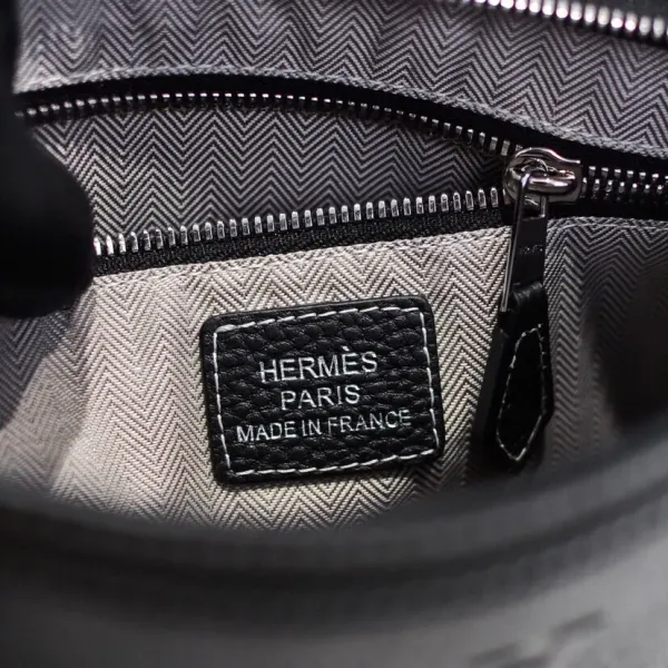 【2026】【HERMES  公式旗艦店】エルメス   クラッチバッグ  当日出荷 好評に付き再入荷！26*16*4CM