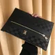 【2026】【LOUIS VUITTON 公式旗艦店】ルイヴィトン  クラッチバッグ  当日出荷 好評に付き再入荷！28*18*1CM