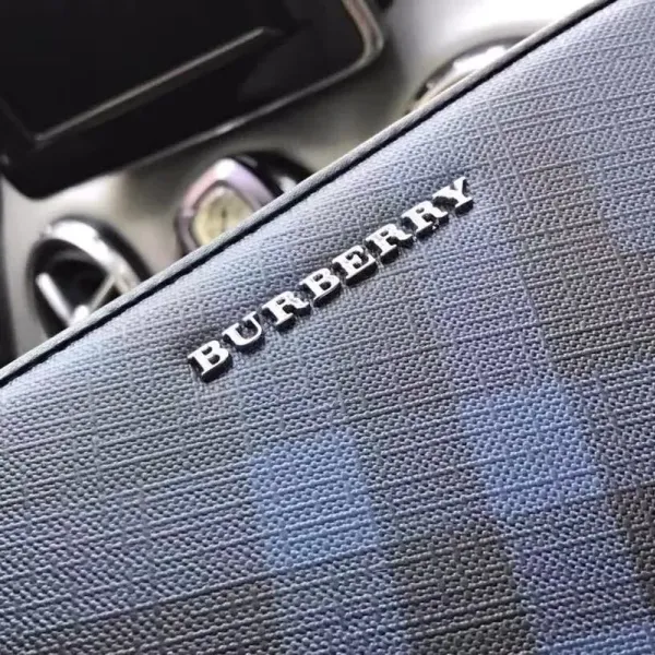 【2026】【BURBERRY 公式旗艦店】バーバリー   財布 当日出荷 好評に付き再入荷！19*10*2CM