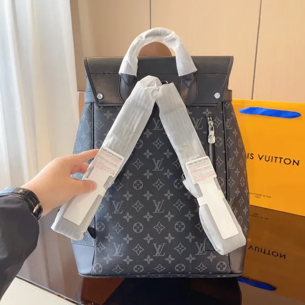 【2026】【 LOUIS VUITTON公式 旗艦店】ルイヴィトン   リュックサック   当日出荷 好評に付き再入荷！33*15*43CM