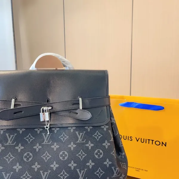 【2026】【 LOUIS VUITTON公式 旗艦店】ルイヴィトン   リュックサック   当日出荷 好評に付き再入荷！33*15*43CM