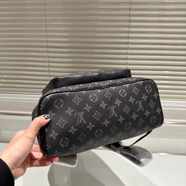 【2026】【 LOUIS VUITTON公式 旗艦店】ルイヴィトン   リュックサック   当日出荷 好評に付き再入荷！33*42CM