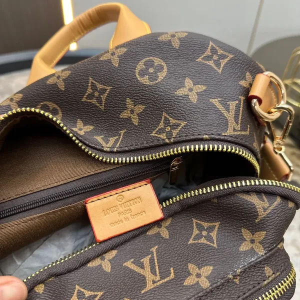 【2026】【 LOUIS VUITTON公式 旗艦店】ルイヴィトン   リュックサック   当日出荷 好評に付き再入荷！25*30CM