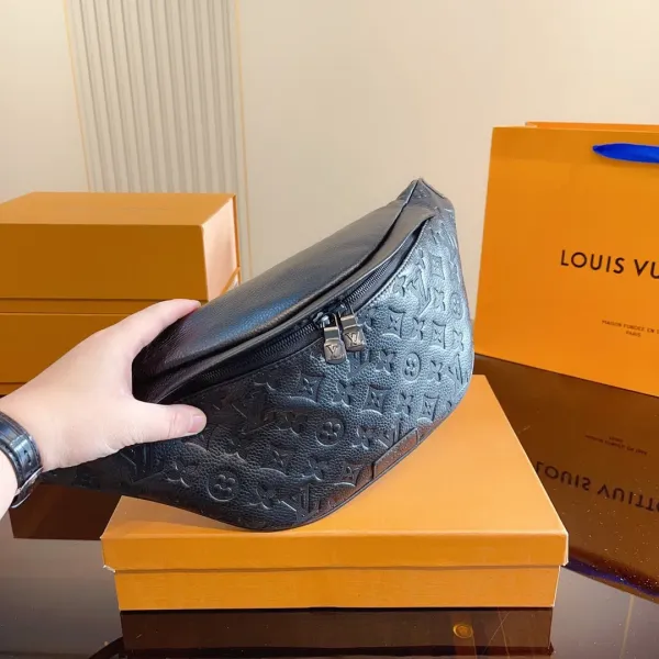 【2026】【 LOUIS VUITTON公式 旗艦店】ルイヴィトン   ウエストポーチ   当日出荷 好評に付き再入荷！35*10*16CM