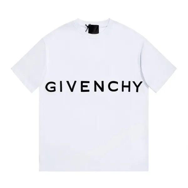 【2026】【GIVENCHY 公式旗艦店】ジバンシー     Tシャツご好評に付き再入荷！