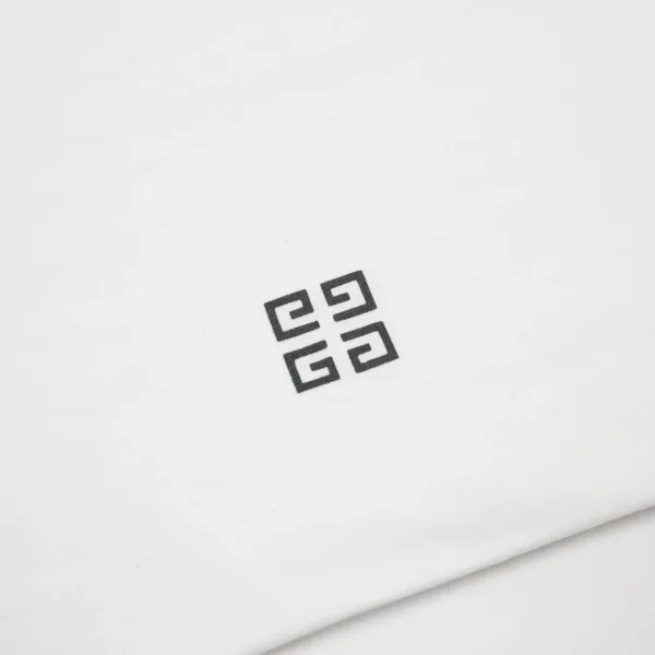 【2026】【GIVENCHY 公式旗艦店】ジバンシー     Tシャツご好評に付き再入荷！