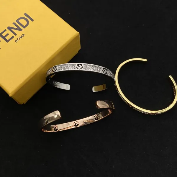 【2026】【FENDI】ブレスレット、ファッションシンプルなスタイル