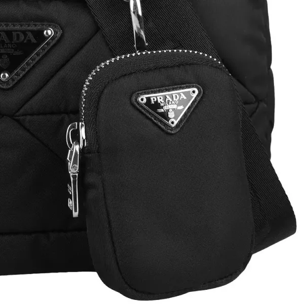 【2026】☆PRADA プラダ パデッドナイロン ショルダーバッグ 24*20.5*7cm