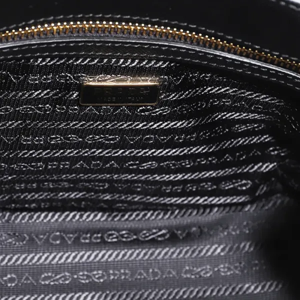 【2026】☆PRADA ガレリア サフィアーノレザー ミニバッグ