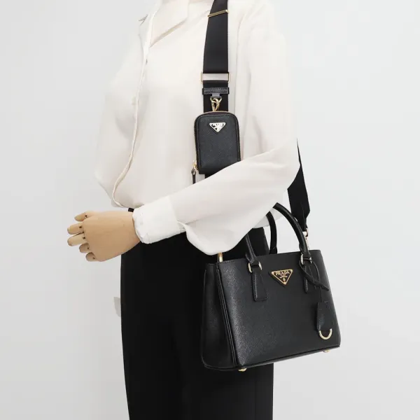 【2026】☆PRADA ガレリア サフィアーノレザー ミニバッグ