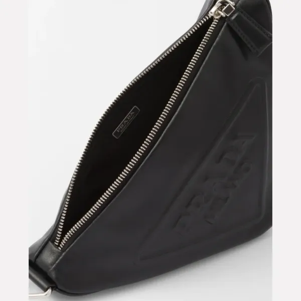 【2026】累積売上第1位☆新作☆ プラダ PRADA トライアングル レザーショルダーバッグ 【2026】累積売上第1位☆新作☆ プラダ PRADA トライアングル レザーショルダーバッグ