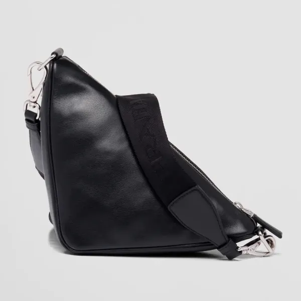 【2026】累積売上第1位☆新作☆ プラダ PRADA トライアングル レザーショルダーバッグ 【2026】累積売上第1位☆新作☆ プラダ PRADA トライアングル レザーショルダーバッグ