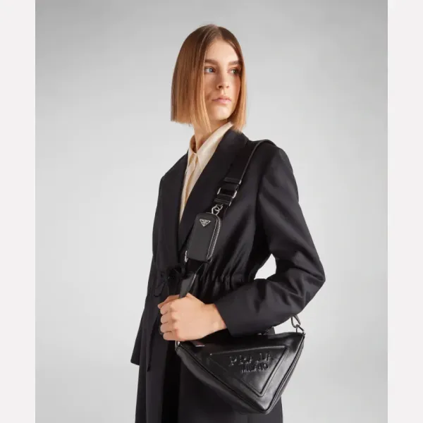 【2026】累積売上第1位☆新作☆ プラダ PRADA トライアングル レザーショルダーバッグ 【2026】累積売上第1位☆新作☆ プラダ PRADA トライアングル レザーショルダーバッグ