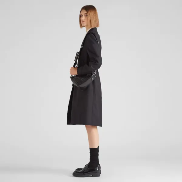 【2026】累積売上第1位☆新作☆ プラダ PRADA トライアングル レザーショルダーバッグ 【2026】累積売上第1位☆新作☆ プラダ PRADA トライアングル レザーショルダーバッグ