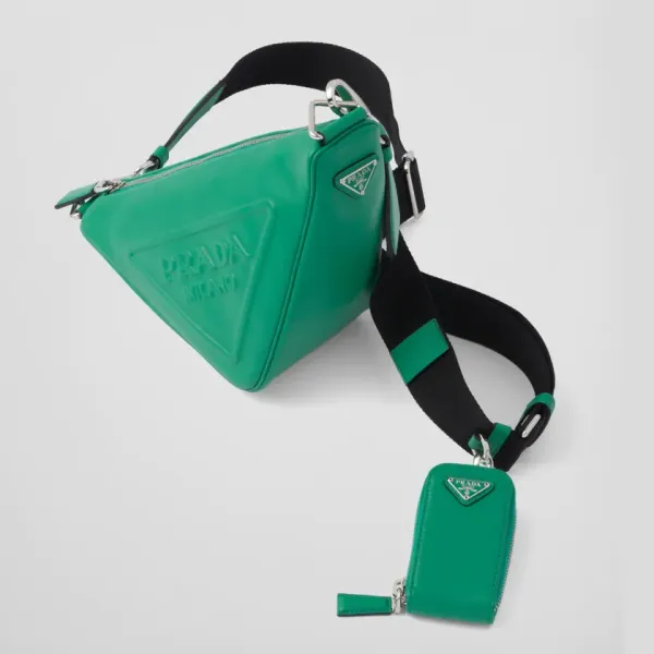【2026】累積売上第1位☆新作☆ プラダ PRADA トライアングル レザーショルダーバッグ 【2026】累積売上第1位☆新作☆ プラダ PRADA トライアングル レザーショルダーバッグ