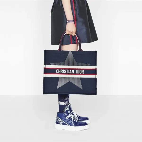 【2026】DIORALPS DIOR BOOK TOTE バッグ 42 x 35 x 18.5 cm