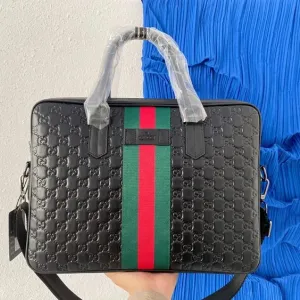 【2026】Gucci（グッチ）メンズハンドバッグ 39 x 29 cm