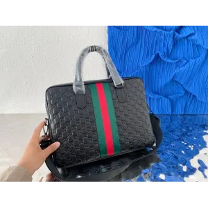 【2026】Gucci（グッチ）メンズハンドバッグ 39 x 29 cm