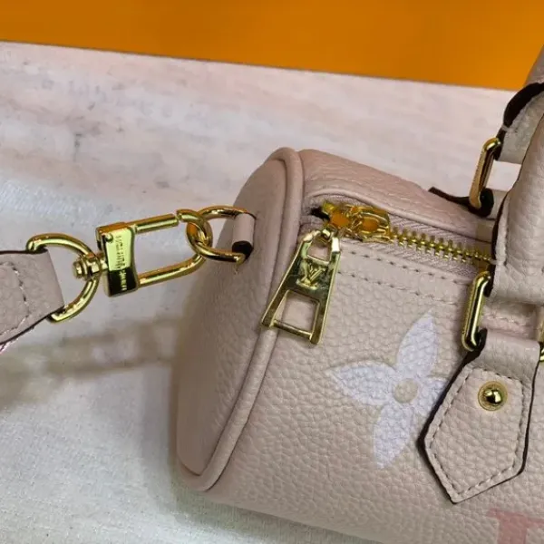 【2026】Louis Vuitton （ルイヴィトン） メッセンジャーバッグ 20x10x10cm