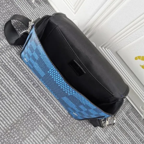 【2026】Louis Vuitton （ルイヴィトン） メッセンジャーバッグ 23.5x14x5cm
