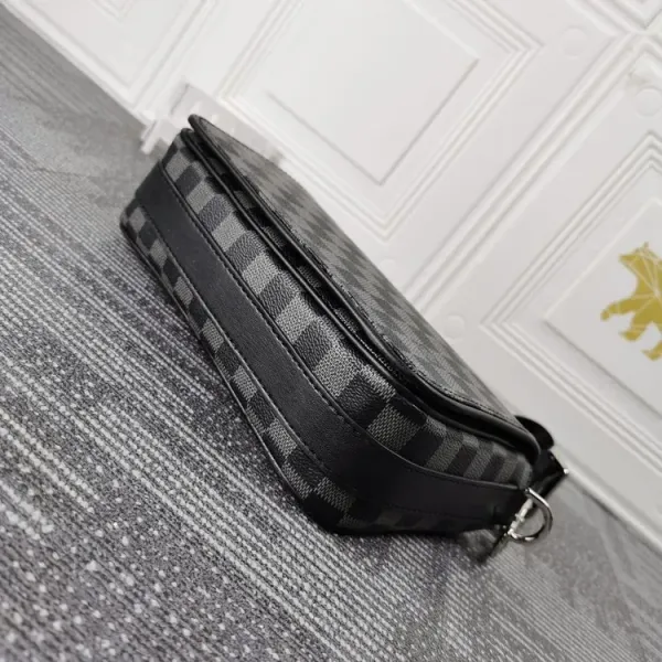 【2026】Louis Vuitton （ルイヴィトン） メッセンジャーバッグ 23.5x14x5cm