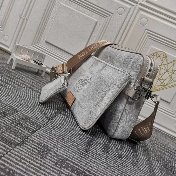 【2026】LV LouisVuitton ルイヴィトン 3点セット お得 M50068 M69443 M45320 【2026】LV LouisVuitton ルイヴィトン 3点セット お得 M50068 M69443 M45320