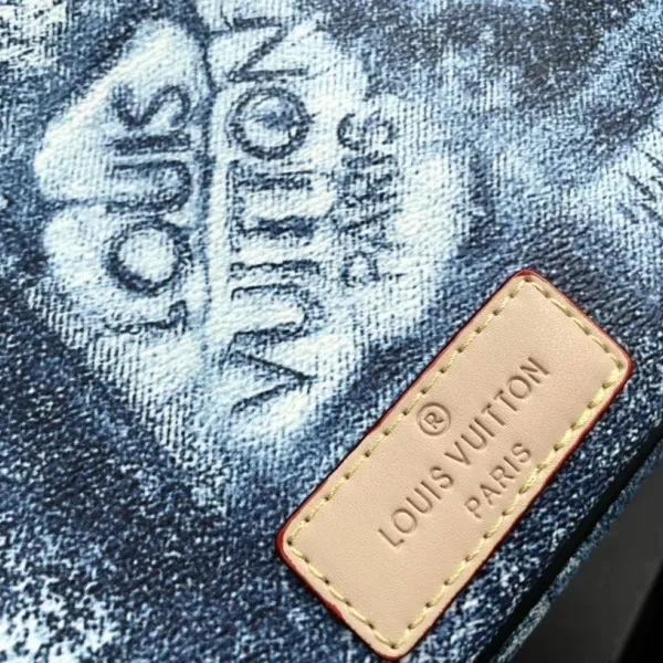 【2026】Louis Vuitton （ルイヴィトン） メッセンジャーバッグ スリーピーススーツ