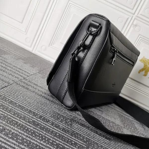 【2026】LouisVuitton ルイヴィトン メッセンジャー M57080 AEROGRAM 30.5x24x10 CM