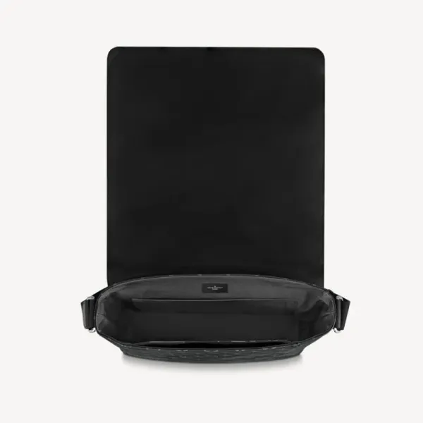 【2026】LOUIS VUITTON メンズショルダーバッグ M44001