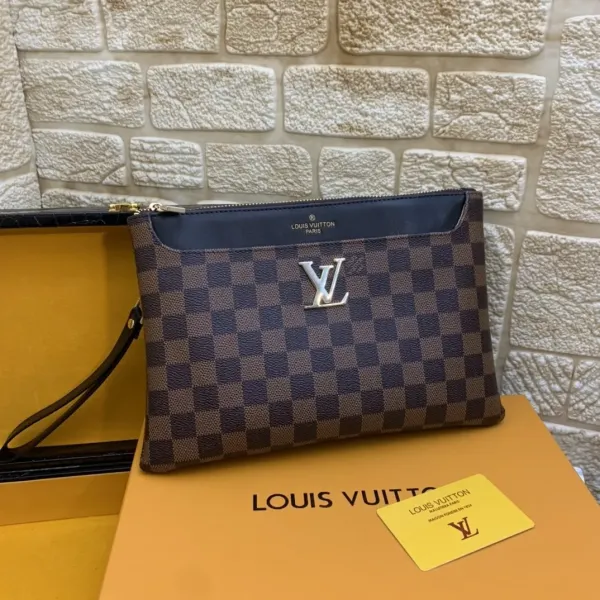 【2026】LOUIS VUITTON（ルイヴィトン）クラッチバッグ 28X19X3cm