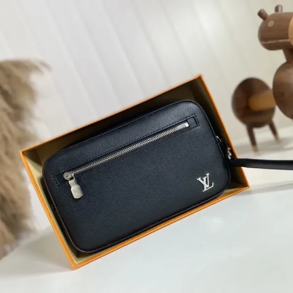 【2026】LV【LOUIS VUITTON公式 旗艦店】ルイヴィトン  クラッチバッグ   当日出荷 好評に付き再入荷！25*15.5*6.5cm